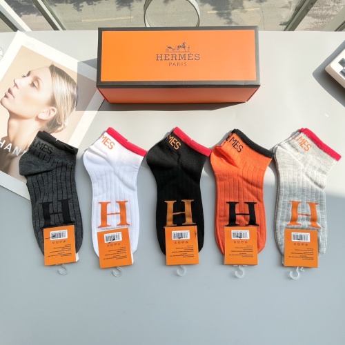 Replica Hermes Socks #1250128 $27.00 USD for Wholesale