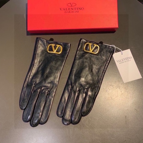 Wholesale Valentino Gloves For Women #1250713 $60.00 USD, Wholesale Quality Replica Valentino Gloves