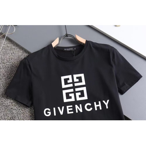 Replica Givenchy T-Shirts Short Sleeved For Men #1250907 $29.00 USD for Wholesale