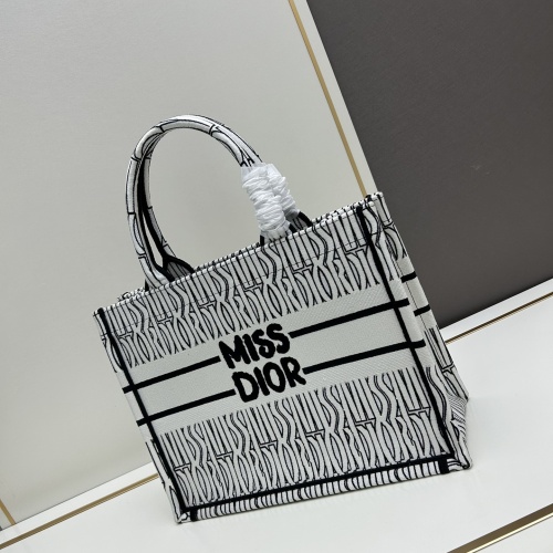 Replica Christian Dior AAA Quality Tote-Handbags For Women #1252622 $100.00 USD for Wholesale