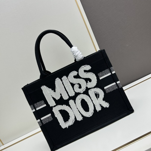 Wholesale Christian Dior AAA Quality Tote-Handbags For Women #1252624 $100.00 USD, Wholesale Quality Replica Christian Dior AAA Handbags