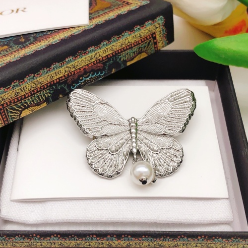 Replica Christian Dior Brooches For Women #1253216 $29.00 USD for Wholesale