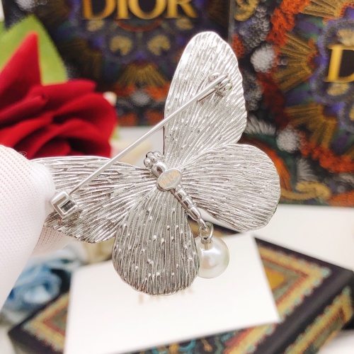 Replica Christian Dior Brooches For Women #1253216 $29.00 USD for Wholesale