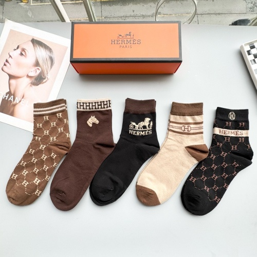 Wholesale Hermes Socks #1260981 $27.00 USD, Wholesale Quality Replica Hermes Socks