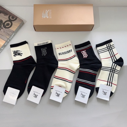 Wholesale Burberry Socks #1261215 $27.00 USD, Wholesale Quality Replica Burberry Socks