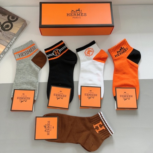 Replica Hermes Socks #1261217 $27.00 USD for Wholesale