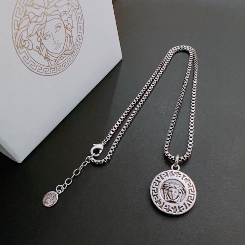 Wholesale Versace Necklaces #1261904 $42.00 USD, Wholesale Quality Replica Versace Necklaces