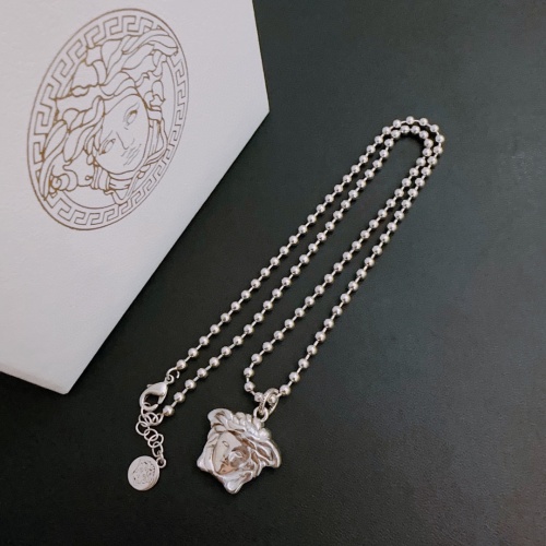 Wholesale Versace Necklaces #1261961 $42.00 USD, Wholesale Quality Replica Versace Necklaces