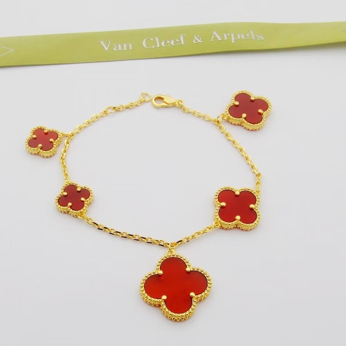 Wholesale Van Cleef &amp; Arpels Bracelets For Women #1262410 $32.00 USD, Wholesale Quality Replica Van Cleef &amp; Arpels Bracelets