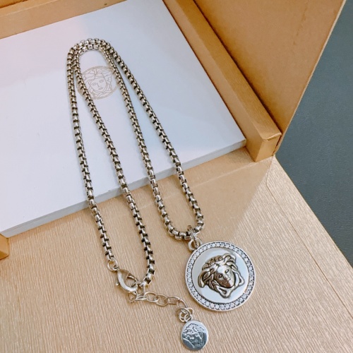 Wholesale Versace Necklaces #1262676 $42.00 USD, Wholesale Quality Replica Versace Necklaces