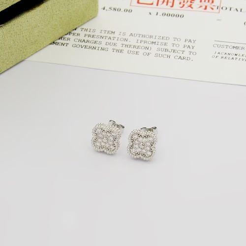 Wholesale Van Cleef &amp; Arpels Earrings For Women #1262760 $25.00 USD, Wholesale Quality Replica Van Cleef &amp; Arpels Earrings