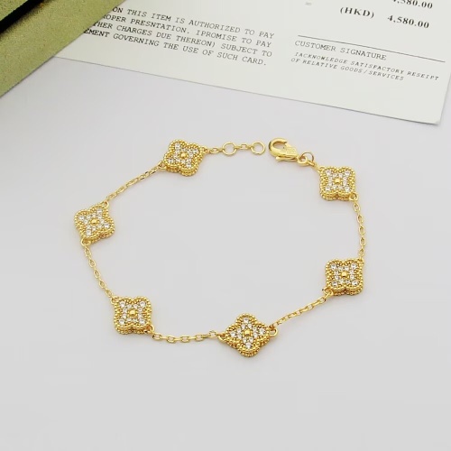 Wholesale Van Cleef &amp; Arpels Bracelets For Women #1262768 $29.00 USD, Wholesale Quality Replica Van Cleef &amp; Arpels Bracelets