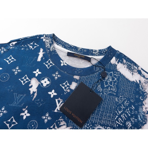 Replica Louis Vuitton LV T-Shirts Short Sleeved For Unisex #1262887 $40.00 USD for Wholesale