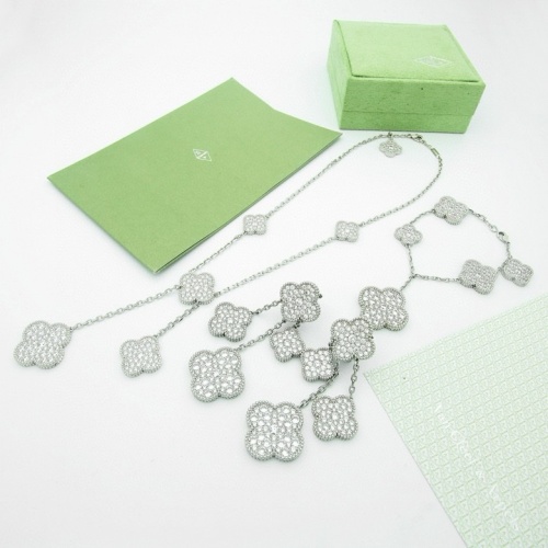 Wholesale Van Cleef &amp; Arpels Jewelry Set For Women #1262954 $98.00 USD, Wholesale Quality Replica Van Cleef &amp; Arpels Jewelry Set