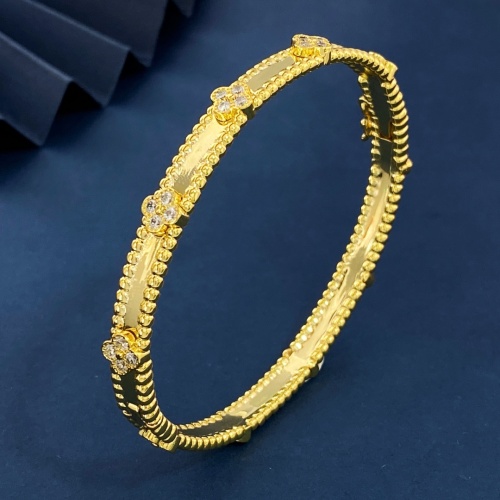 Wholesale Van Cleef &amp; Arpels Bracelets #1263014 $32.00 USD, Wholesale Quality Replica Van Cleef &amp; Arpels Bracelets