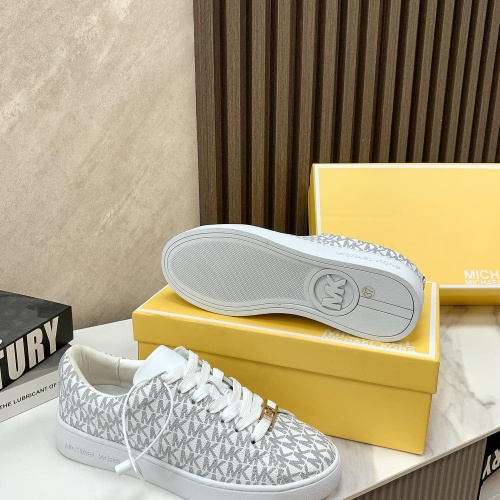 Replica Michael Kors Casual Shoes For Women #1267285 $80.00 USD for Wholesale