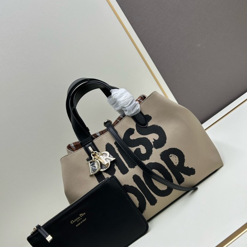 Wholesale Christian Dior AAA Quality Handbags For Women #1267781 $100.00 USD, Wholesale Quality Replica Christian Dior AAA Handbags