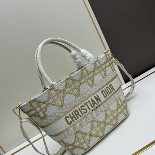 Replica Christian Dior AAA Quality Handbags For Women #1267796 $105.00 USD for Wholesale