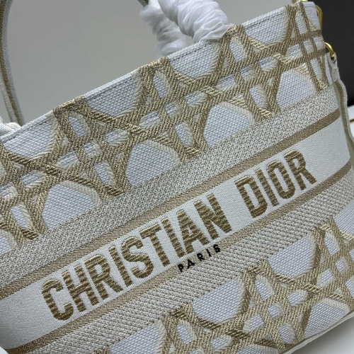 Replica Christian Dior AAA Quality Handbags For Women #1267796 $105.00 USD for Wholesale