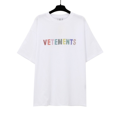 Wholesale VETEMENTS T-Shirts Short Sleeved For Unisex #1268259 $32.00 USD, Wholesale Quality Replica VETEMENTS T-Shirts