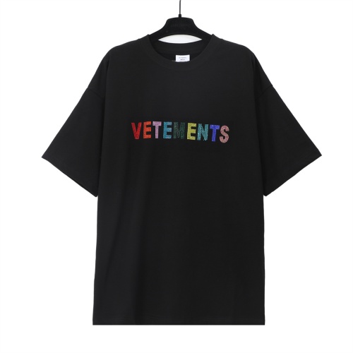 Wholesale VETEMENTS T-Shirts Short Sleeved For Unisex #1268261 $32.00 USD, Wholesale Quality Replica VETEMENTS T-Shirts