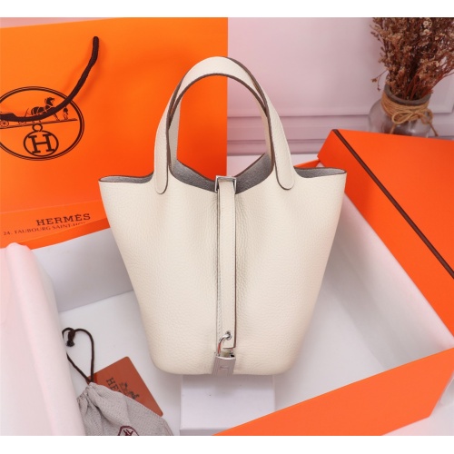 Wholesale Hermes AAA Quality Handbags For Women #1268931 $205.00 USD, Wholesale Quality Replica Hermes AAA Quality Handbags