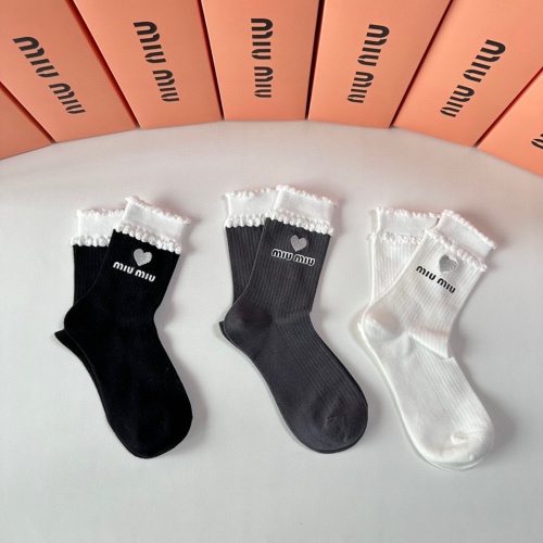 Replica MIU MIU Socks #1269610 $32.00 USD for Wholesale