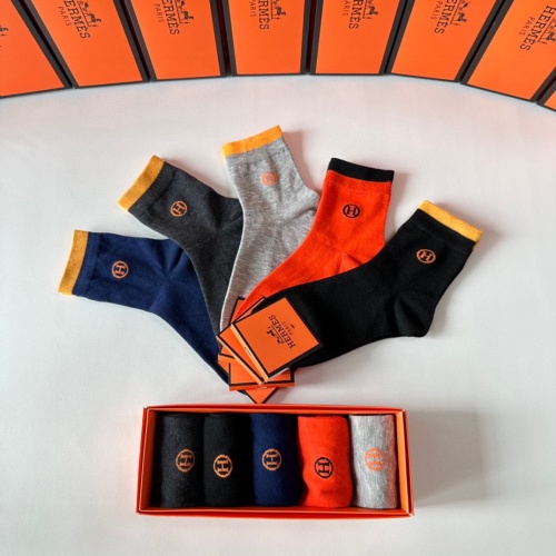 Replica Hermes Socks #1269636 $29.00 USD for Wholesale