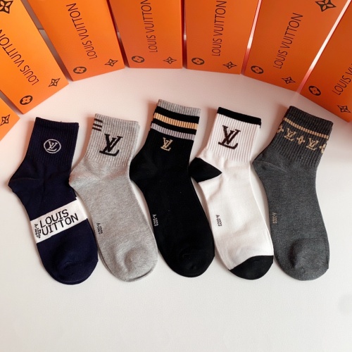 Wholesale Louis Vuitton LV Socks #1269654 $27.00 USD, Wholesale Quality Replica Louis Vuitton LV Socks