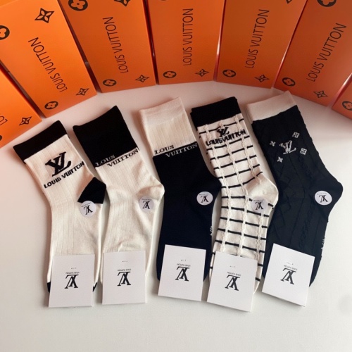 Wholesale Louis Vuitton LV Socks #1269657 $29.00 USD, Wholesale Quality Replica Louis Vuitton LV Socks