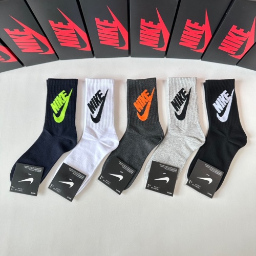 Wholesale Nike Socks #1269746 $29.00 USD, Wholesale Quality Replica Nike Socks