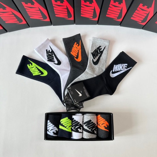 Replica Nike Socks #1269746 $29.00 USD for Wholesale