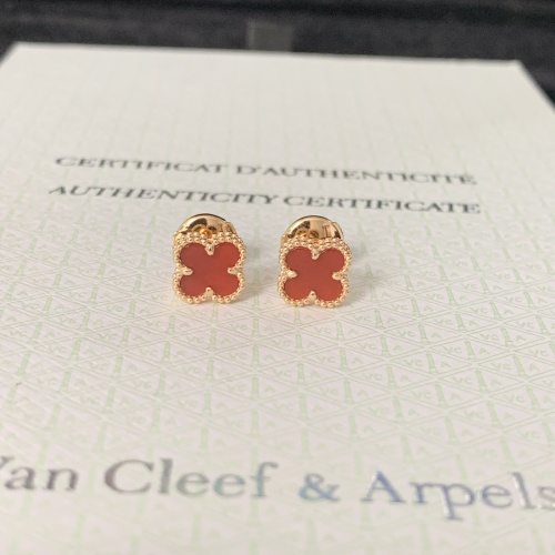 Wholesale Van Cleef &amp; Arpels Earrings For Women #1269987 $45.00 USD, Wholesale Quality Replica Van Cleef &amp; Arpels Earrings