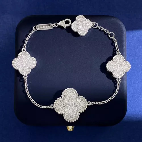 Wholesale Van Cleef &amp; Arpels Bracelets For Women #1270667 $32.00 USD, Wholesale Quality Replica Van Cleef &amp; Arpels Bracelets