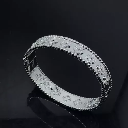 Wholesale Van Cleef &amp; Arpels Bracelets #1270670 $56.00 USD, Wholesale Quality Replica Van Cleef &amp; Arpels Bracelets