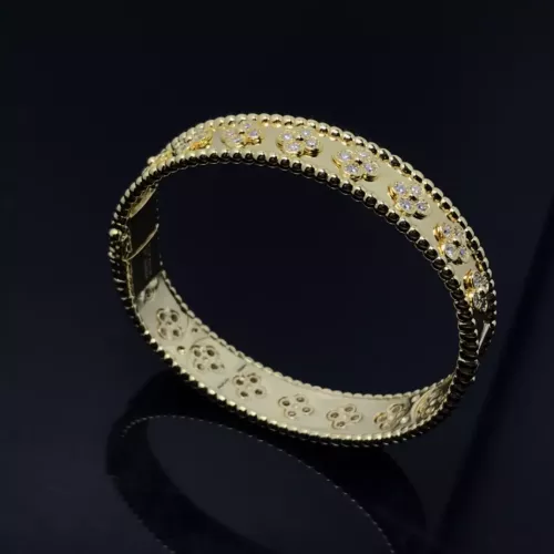 Wholesale Van Cleef &amp; Arpels Bracelets #1270671 $56.00 USD, Wholesale Quality Replica Van Cleef &amp; Arpels Bracelets