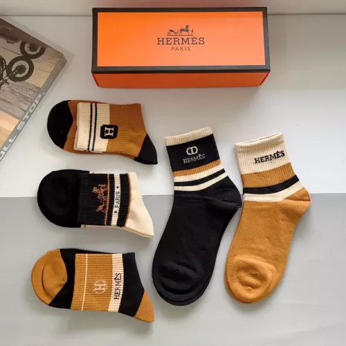 Replica Hermes Socks #1272792 $27.00 USD for Wholesale