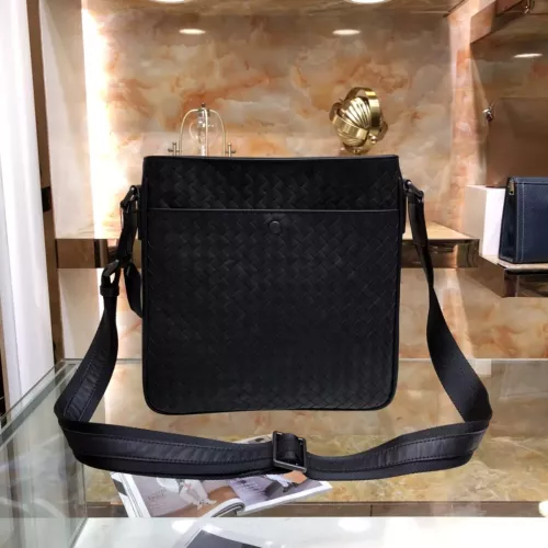 Wholesale Bottega Veneta AAA Man Messenger Bags #1273875 $158.00 USD, Wholesale Quality Replica Bottega Veneta AAA Man Messenger Bags