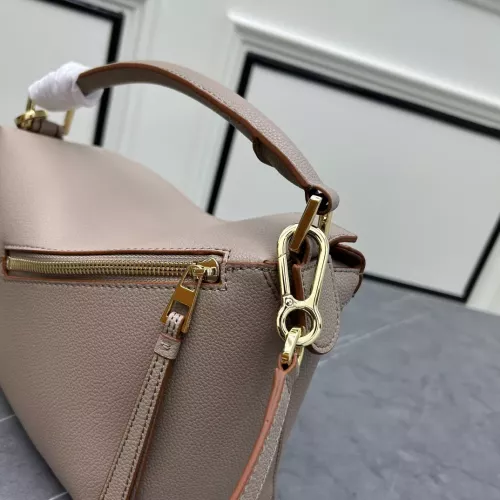 Replica LOEWE AAA Quality Messenger Bags For Women #1276257 $145.00 USD for Wholesale