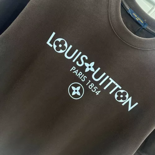 Replica Louis Vuitton LV T-Shirts Short Sleeved For Unisex #1276414 $42.00 USD for Wholesale