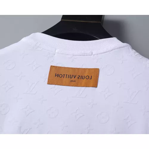 Replica Louis Vuitton LV T-Shirts Short Sleeved For Men #1277734 $25.00 USD for Wholesale