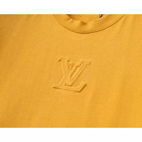 Replica Louis Vuitton LV T-Shirts Short Sleeved For Men #1277739 $25.00 USD for Wholesale