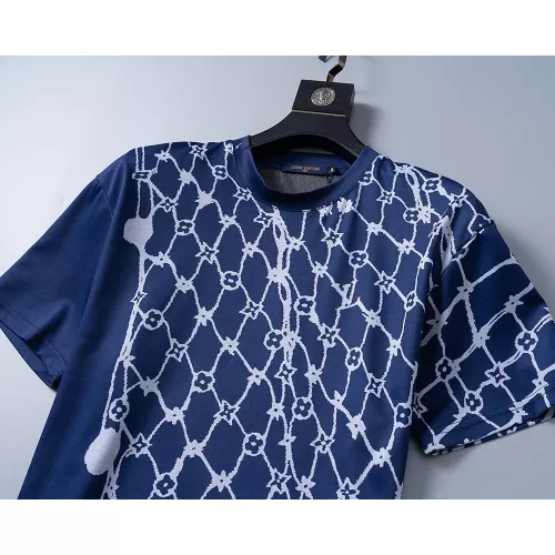 Replica Louis Vuitton LV T-Shirts Short Sleeved For Men #1277746 $25.00 USD for Wholesale