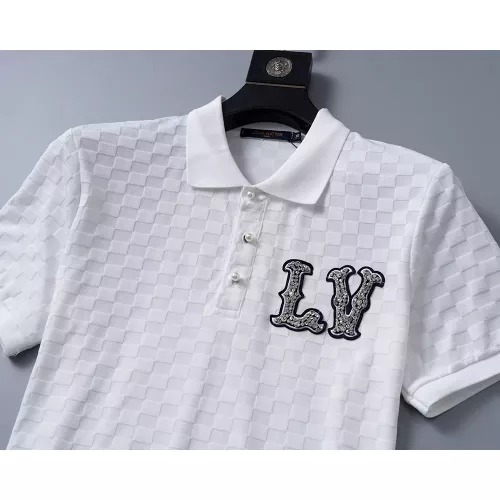 Replica Louis Vuitton LV T-Shirts Short Sleeved For Men #1277775 $27.00 USD for Wholesale