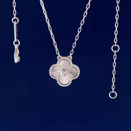 Wholesale Van Cleef &amp; Arpels Necklaces For Women #1281554 $25.00 USD, Wholesale Quality Replica Van Cleef &amp; Arpels Necklaces