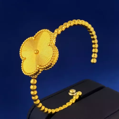 Wholesale Van Cleef &amp; Arpels Bracelets #1281558 $29.00 USD, Wholesale Quality Replica Van Cleef &amp; Arpels Bracelets