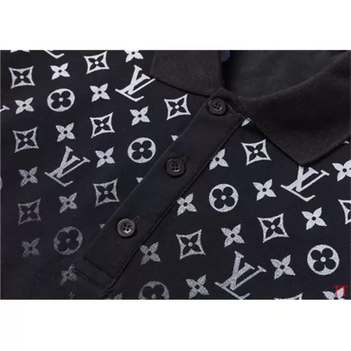 Replica Louis Vuitton LV T-Shirts Short Sleeved For Men #1282748 $39.00 USD for Wholesale