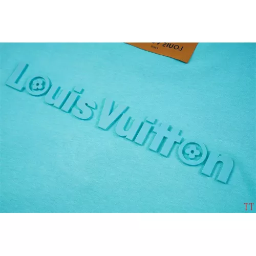 Replica Louis Vuitton LV T-Shirts Short Sleeved For Unisex #1287199 $32.00 USD for Wholesale