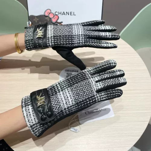 Replica Christian Dior Gloves For Women #1287863 $38.00 USD for Wholesale