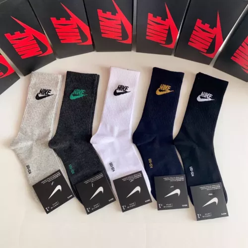 Wholesale Nike Socks #1288272 $29.00 USD, Wholesale Quality Replica Nike Socks